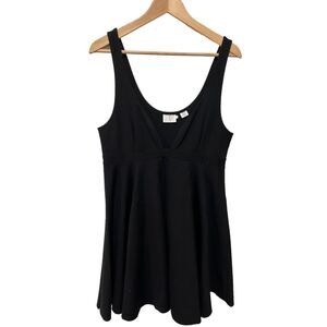 Alice & Uo Scoop Neck Fit and Flare Mini Black Dress Large V-Neck Sexy Date